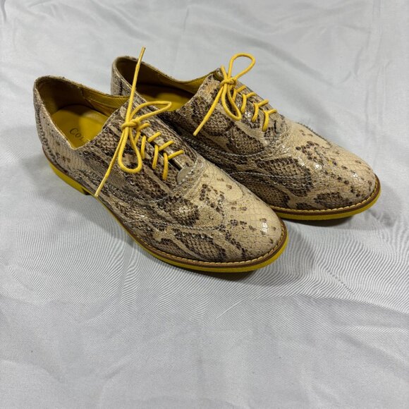COLE HAAN Yellow Snakeskin Style Lace Up Wingtip Oxford Shoes Size 6.5 - Picture 2 of 9